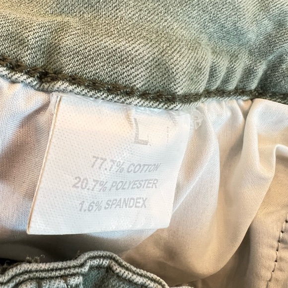 Frayed Hem Olive Denim Shorts - Picture 7 of 7